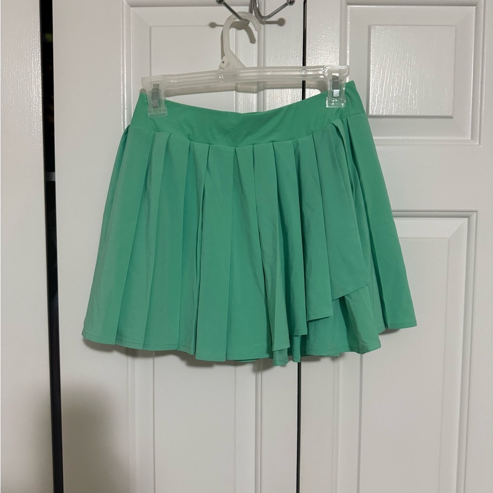 Green Pleated athletic outdoor voices hiking/running Skirt